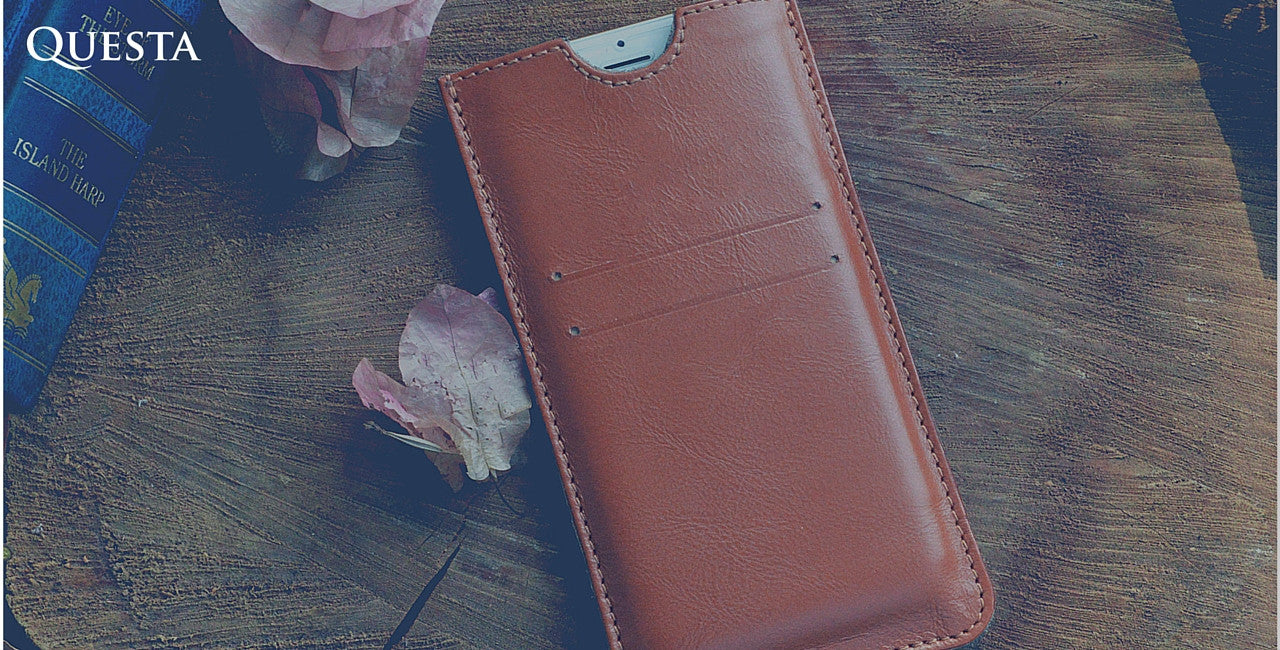 Questa Roots Leather iPhone Sleeve